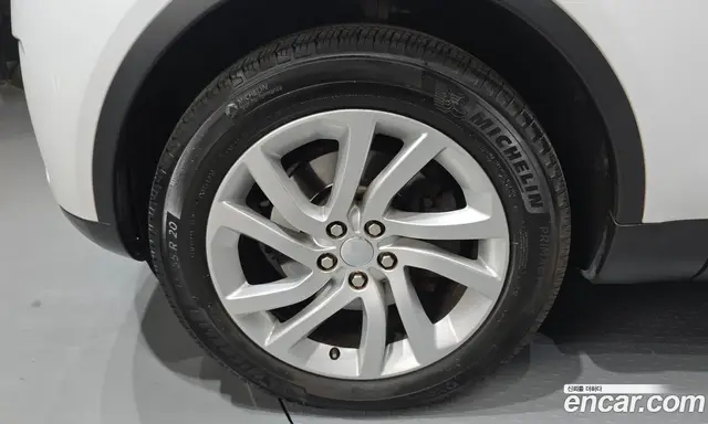 Land Rover Discovery 2017 3.0 автомат (гидро), миниатюра 5 Land Rover Discovery 2017 3.0 автомат (гидро), миниатюра 5