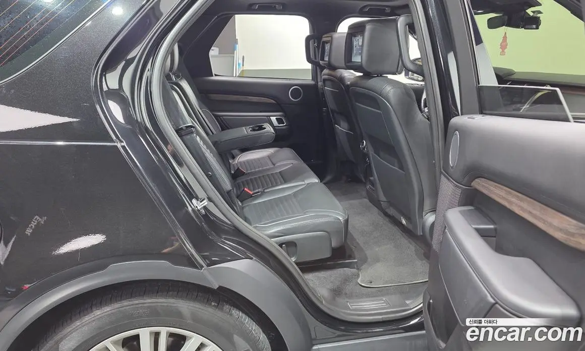 Land Rover Discovery 2017 3.0 автомат (гидро), фото 12 Land Rover Discovery 2017 3.0 автомат (гидро), фото 12