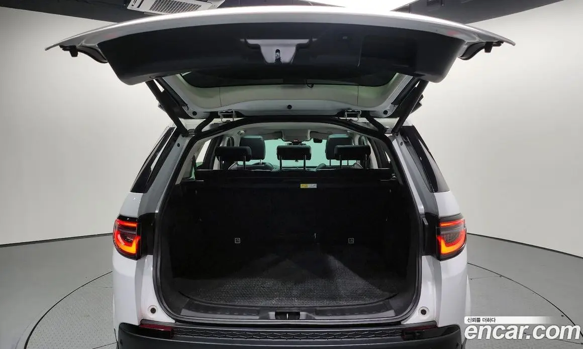 Land Rover Discovery Sport 2021 2.0 автомат (гидро), фото 20 Land Rover Discovery Sport 2021 2.0 автомат (гидро), фото 20