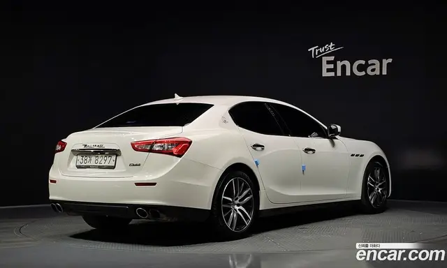 Maserati Ghibli 2017 3.0 автомат (гидро), миниатюра 2 Maserati Ghibli 2017 3.0 автомат (гидро), миниатюра 2