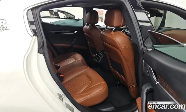 Maserati Ghibli 2017 3.0 автомат (гидро), миниатюра 12