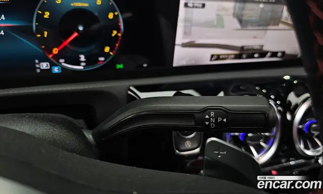 Mercedes-Benz CLA-Class 2023 2.0 автомат (гидро), миниатюра 12