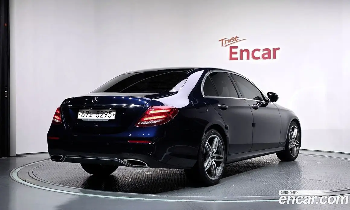 Mercedes-Benz E-Class 2017 2.0 автомат (гидро), фото 2 Mercedes-Benz E-Class 2017 2.0 автомат (гидро), фото 2