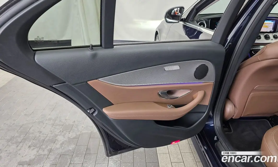 Mercedes-Benz E-Class 2017 2.0 автомат (гидро), фото 15 Mercedes-Benz E-Class 2017 2.0 автомат (гидро), фото 15