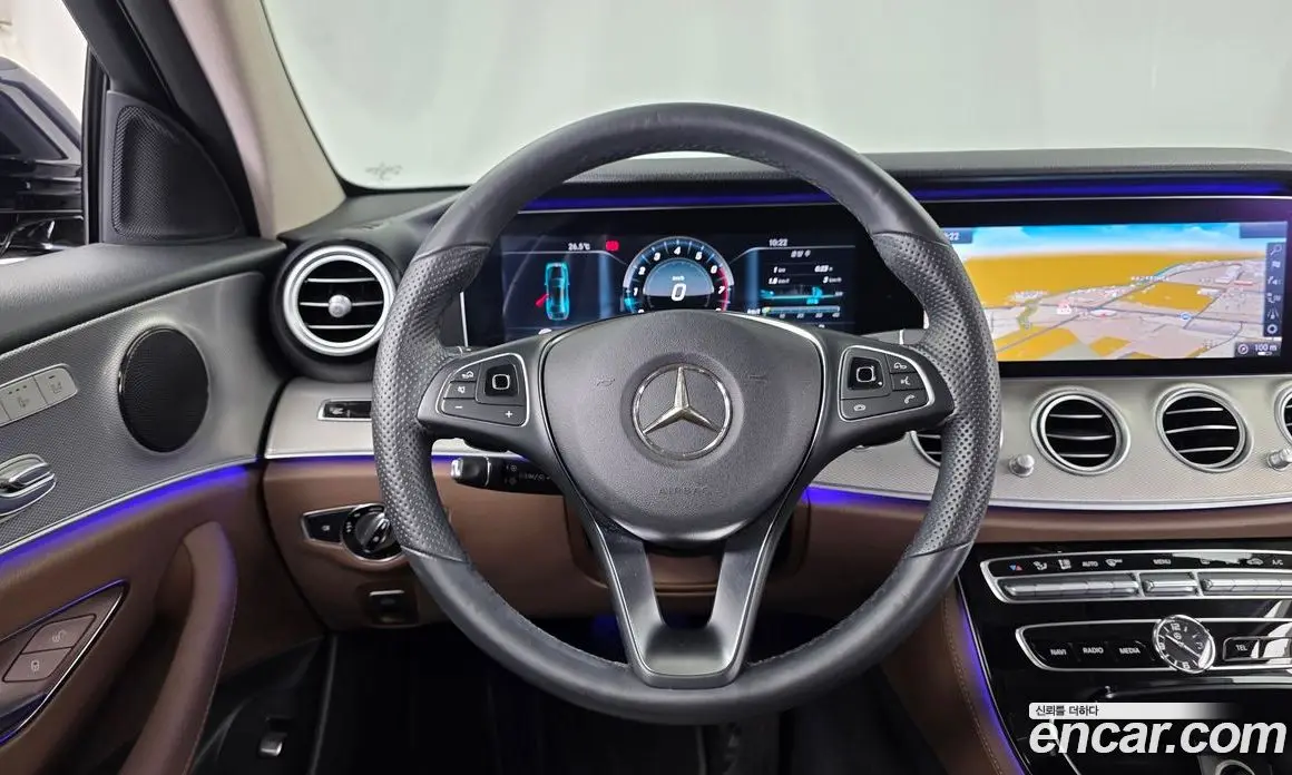 Mercedes-Benz E-Class 2017 2.0 автомат (гидро), фото 18 Mercedes-Benz E-Class 2017 2.0 автомат (гидро), фото 18