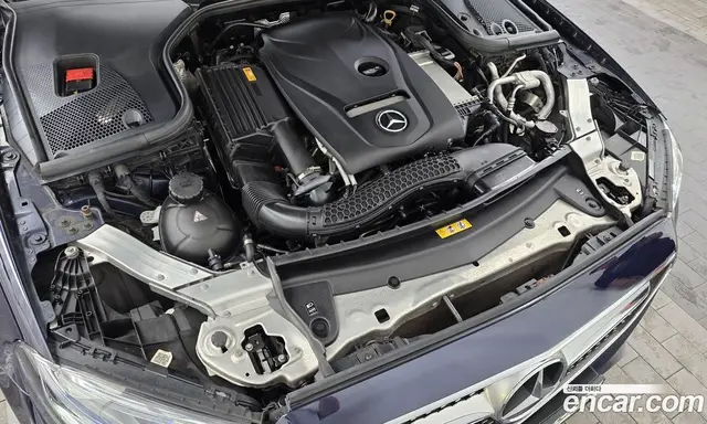 Mercedes-Benz E-Class 2017 2.0 автомат (гидро), миниатюра 6 Mercedes-Benz E-Class 2017 2.0 автомат (гидро), миниатюра 6