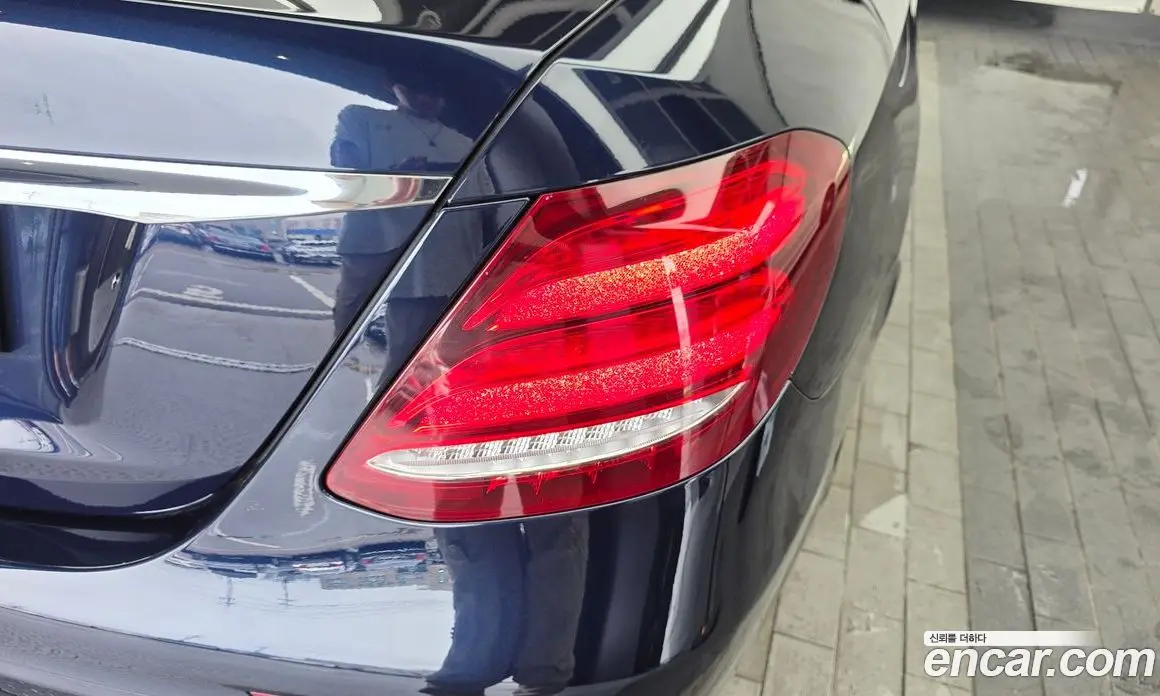 Mercedes-Benz E-Class 2017 2.0 автомат (гидро), фото 9 Mercedes-Benz E-Class 2017 2.0 автомат (гидро), фото 9