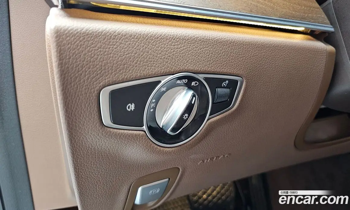 Mercedes-Benz E-Class 2017 2.0 автомат (гидро), фото 19 Mercedes-Benz E-Class 2017 2.0 автомат (гидро), фото 19