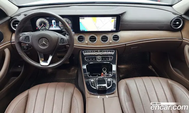 Mercedes-Benz E-Class 2017 2.0 автомат (гидро), миниатюра 7 Mercedes-Benz E-Class 2017 2.0 автомат (гидро), миниатюра 7