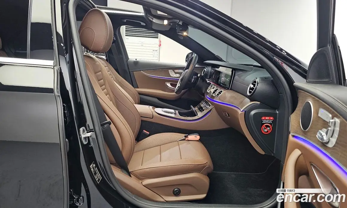 Mercedes-Benz E-Class 2022 2.0 автомат (гидро), фото 16