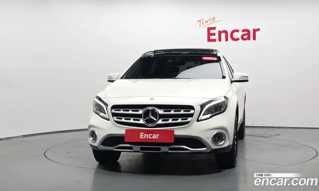 Mercedes-Benz GLA-Class 2019 2.0 автомат (гидро), миниатюра 2 Mercedes-Benz GLA-Class 2019 2.0 автомат (гидро), миниатюра 2