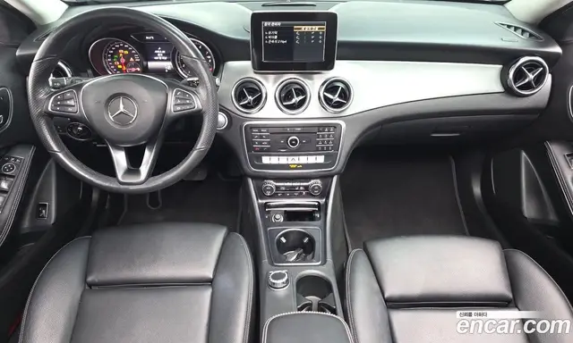 Mercedes-Benz GLA-Class 2019 2.0 автомат (гидро), миниатюра 9 Mercedes-Benz GLA-Class 2019 2.0 автомат (гидро), миниатюра 9