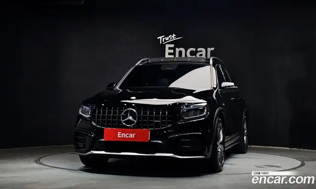Mercedes-Benz GLB-Class 2025 2.0 автомат (гидро), миниатюра 3