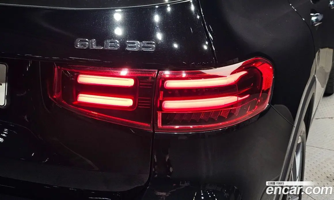 Mercedes-Benz GLB-Class 2025 2.0 автомат (гидро), фото 9