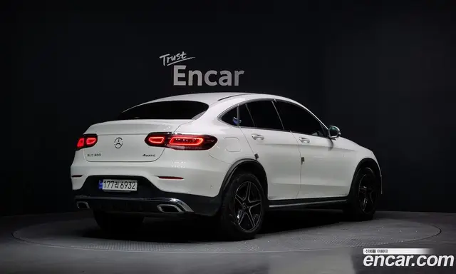 Mercedes-Benz GLC-Class 2023 2.0 автомат (гидро), миниатюра 2