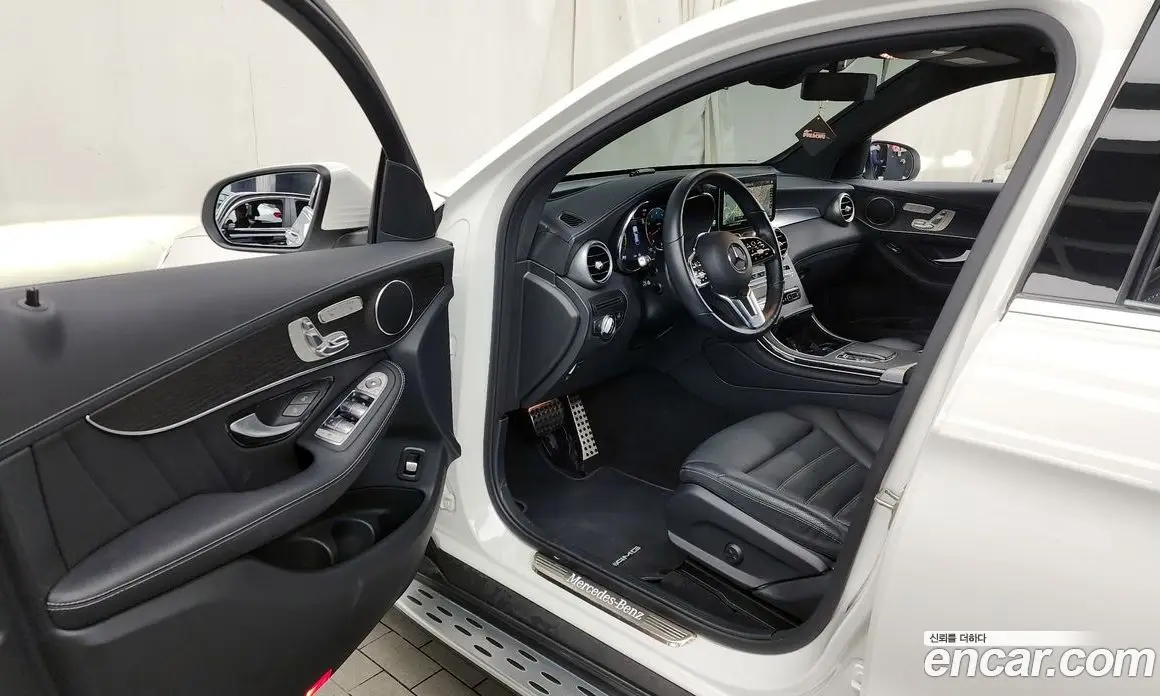 Mercedes-Benz GLC-Class 2023 2.0 автомат (гидро), фото 10
