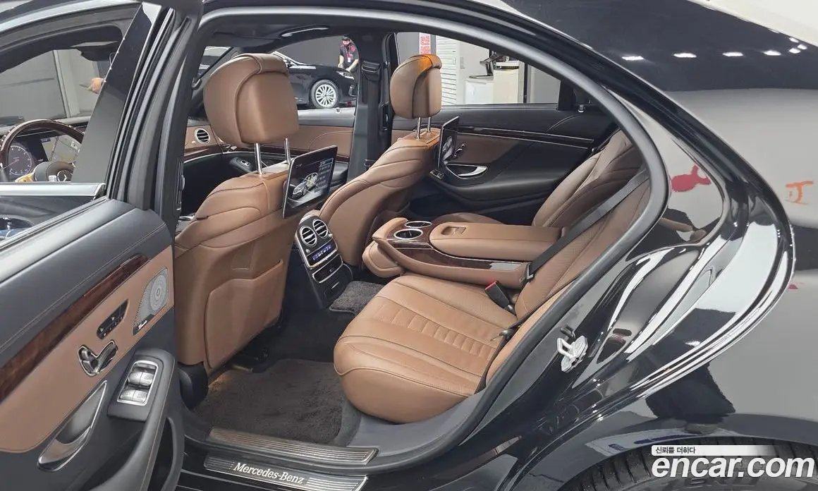 Mercedes-Benz S-Class 2017 4.0 автомат (гидро), фото 17 Mercedes-Benz S-Class 2017 4.0 автомат (гидро), фото 17