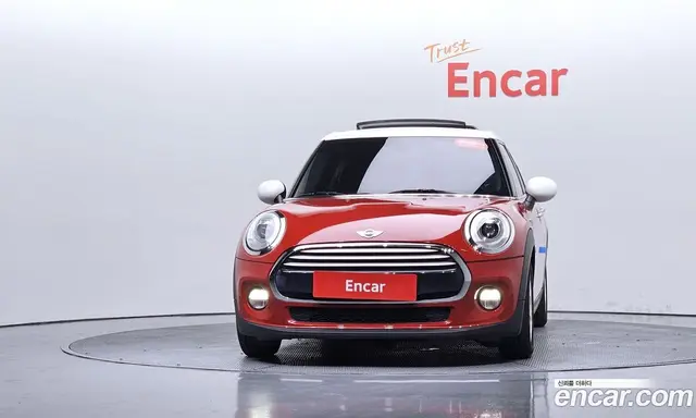 Mini Cooper 2015 1.5 автомат (гидро), миниатюра 2 Mini Cooper 2015 1.5 автомат (гидро), миниатюра 2