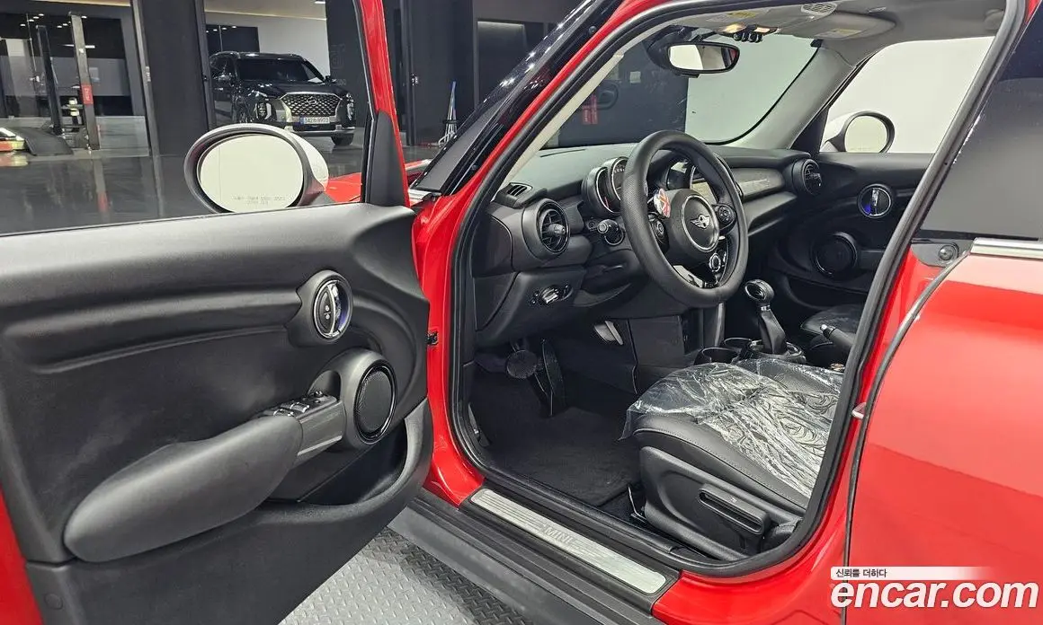 Mini Cooper 2015 1.5 автомат (гидро), фото 12 Mini Cooper 2015 1.5 автомат (гидро), фото 12