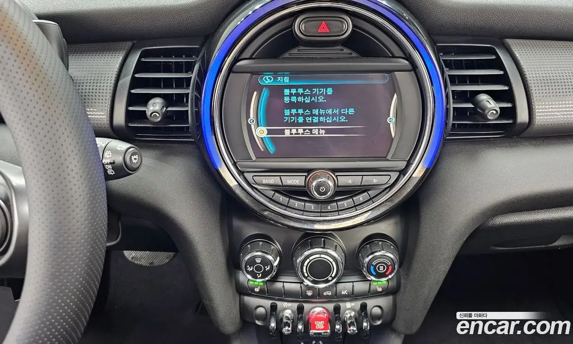 Mini Cooper 2015 1.5 автомат (гидро), фото 19 Mini Cooper 2015 1.5 автомат (гидро), фото 19