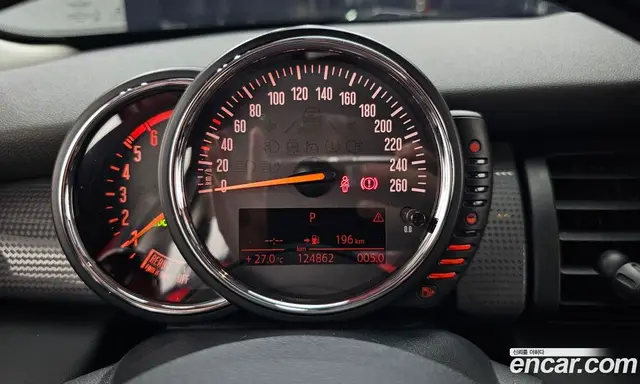 Mini Cooper 2015 1.5 автомат (гидро), миниатюра 10 Mini Cooper 2015 1.5 автомат (гидро), миниатюра 10