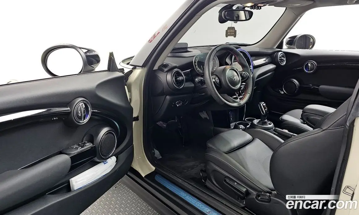 Mini Cooper 2020 2.0 автомат (гидро), фото 13 Mini Cooper 2020 2.0 автомат (гидро), фото 13