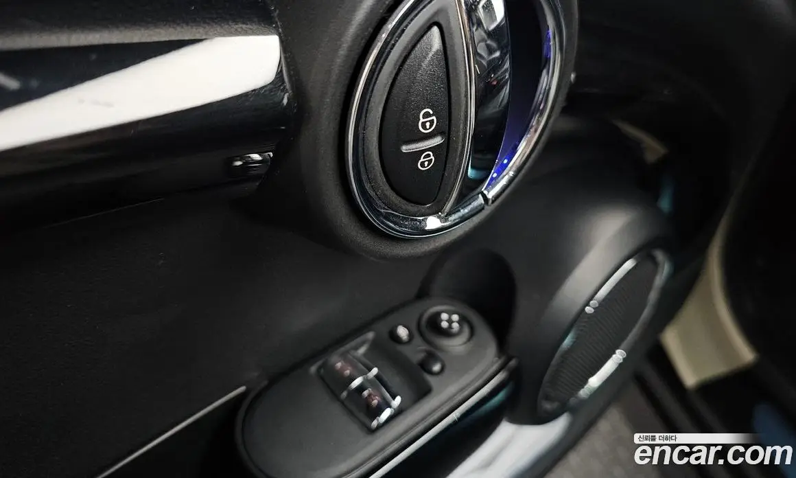 Mini Cooper 2020 2.0 автомат (гидро), фото 30 Mini Cooper 2020 2.0 автомат (гидро), фото 30