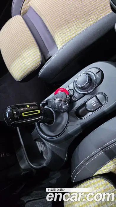 Mini Cooper 2023 0.1 автомат (гидро), фото 9