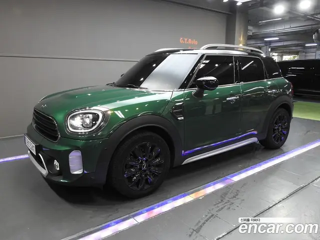 Mini Countryman 2023 1.5 автомат (гидро), миниатюра 1