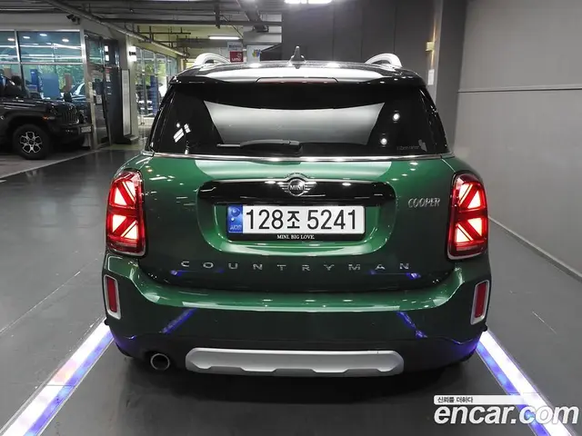 Mini Countryman 2023 1.5 автомат (гидро), миниатюра 4