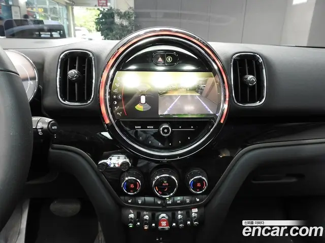 Mini Countryman 2023 1.5 автомат (гидро), миниатюра 7