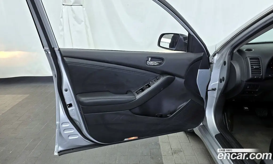 Nissan Altima 2010 3.5 автомат (гидро), фото 13 Nissan Altima 2010 3.5 автомат (гидро), фото 13