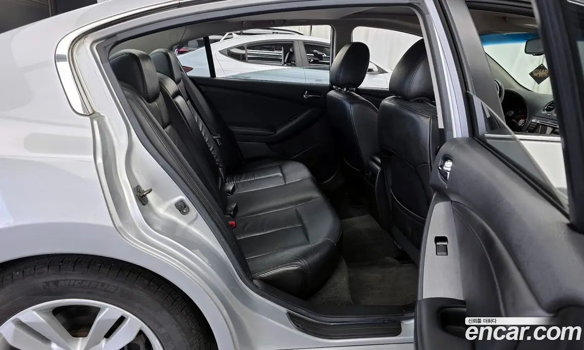 Nissan Altima 2010 3.5 автомат (гидро), фото 17 Nissan Altima 2010 3.5 автомат (гидро), фото 17
