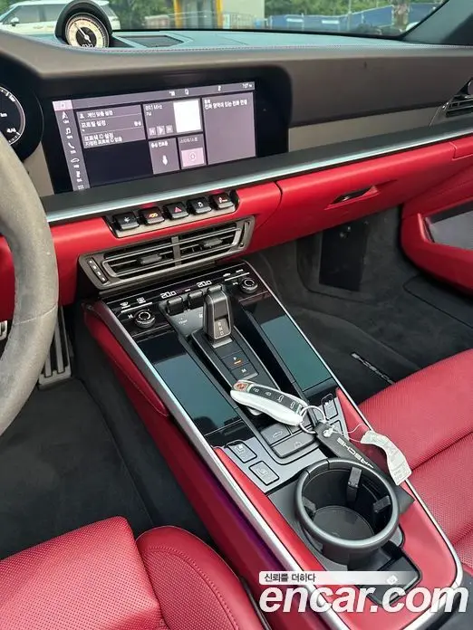 Porsche 911 2021 3.7 автомат (гидро), фото 8 Porsche 911 2021 3.7 автомат (гидро), фото 8