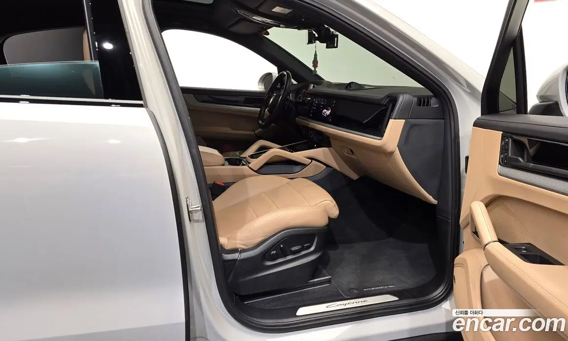 Porsche Cayenne 2023 3.0 автомат (гидро), фото 16
