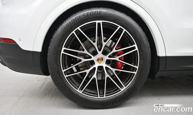 Porsche Cayenne 2025 3.0 автомат (гидро), миниатюра 5 Porsche Cayenne 2025 3.0 автомат (гидро), миниатюра 5