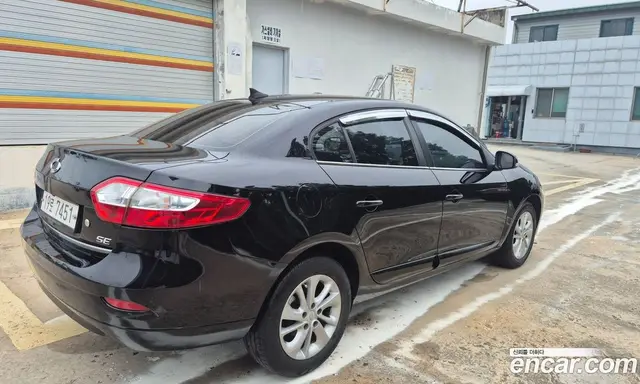 Renault (Samsung) SM3 2015 1.6 автомат (гидро), миниатюра 2 Renault (Samsung) SM3 2015 1.6 автомат (гидро), миниатюра 2