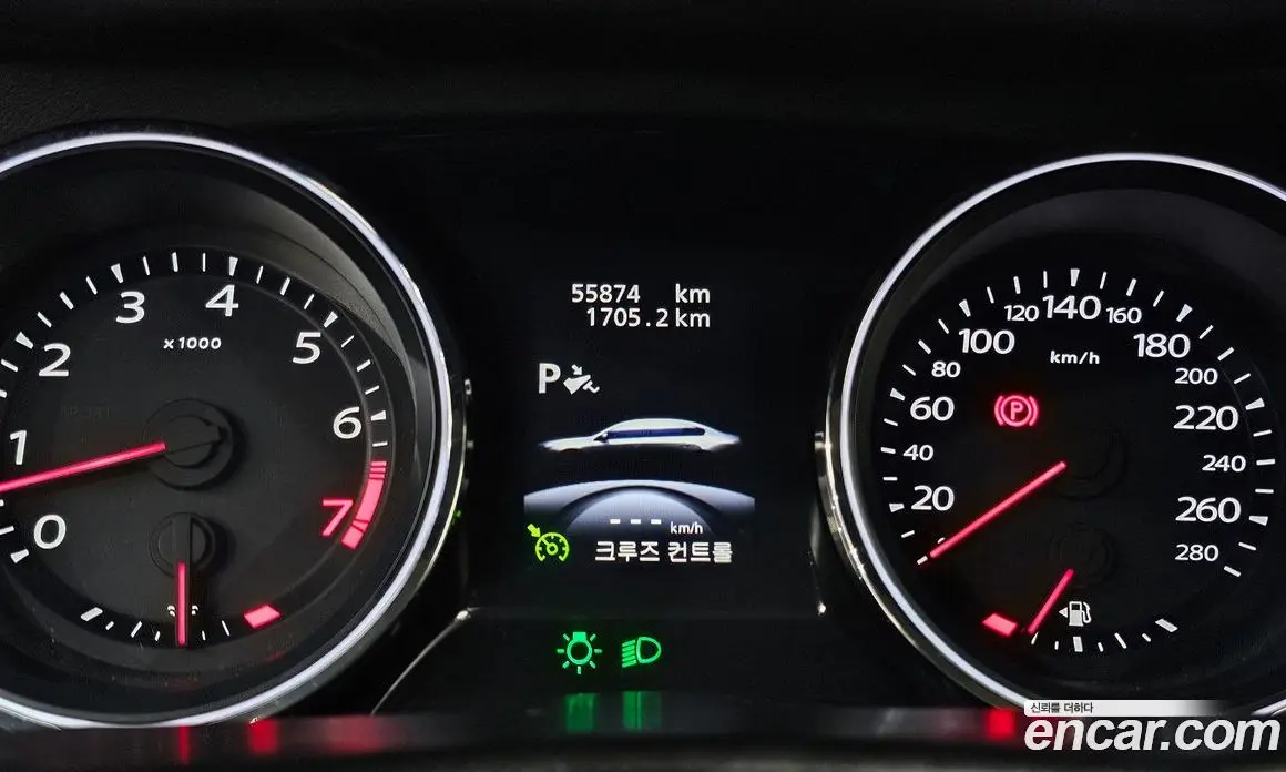 Renault (Samsung) SM7 2014 2.5 автомат (гидро), фото 8 Renault (Samsung) SM7 2014 2.5 автомат (гидро), фото 8