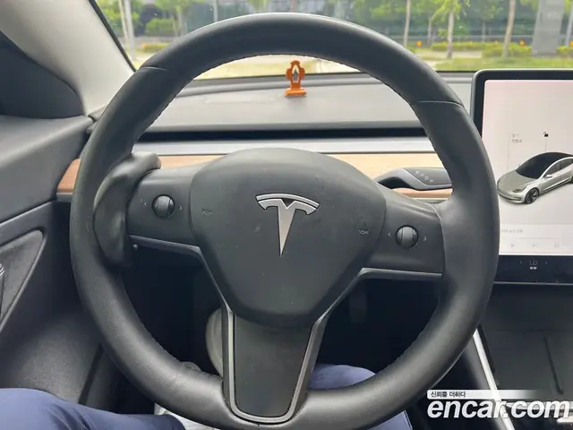 Tesla Model 3 2020 автомат (гидро), миниатюра 5 Tesla Model 3 2020 автомат (гидро), миниатюра 5