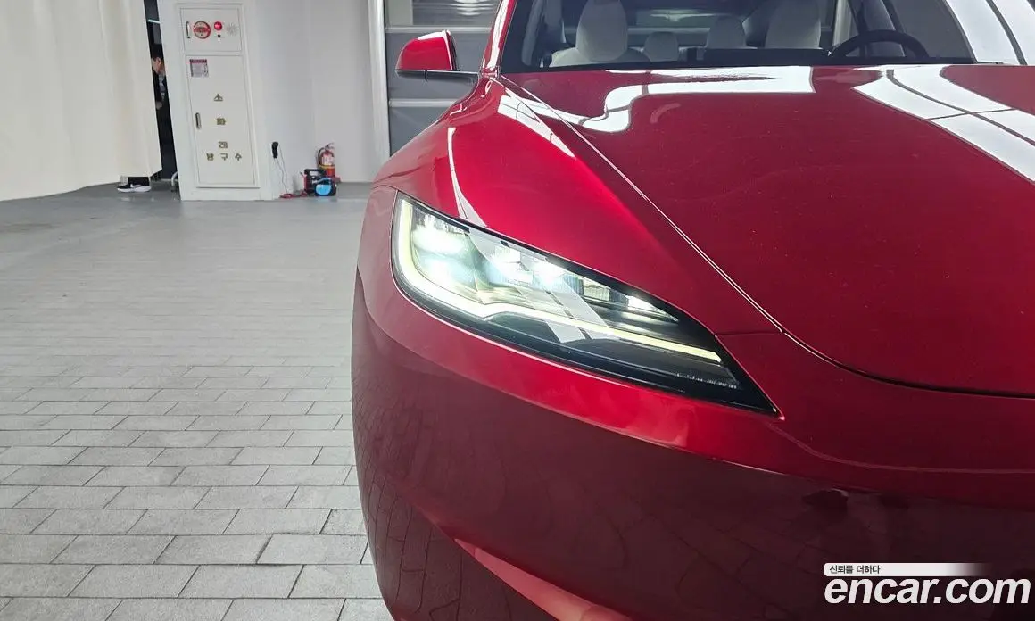 Tesla Model 3 2024 0.2 автомат (гидро), фото 8 Tesla Model 3 2024 0.2 автомат (гидро), фото 8