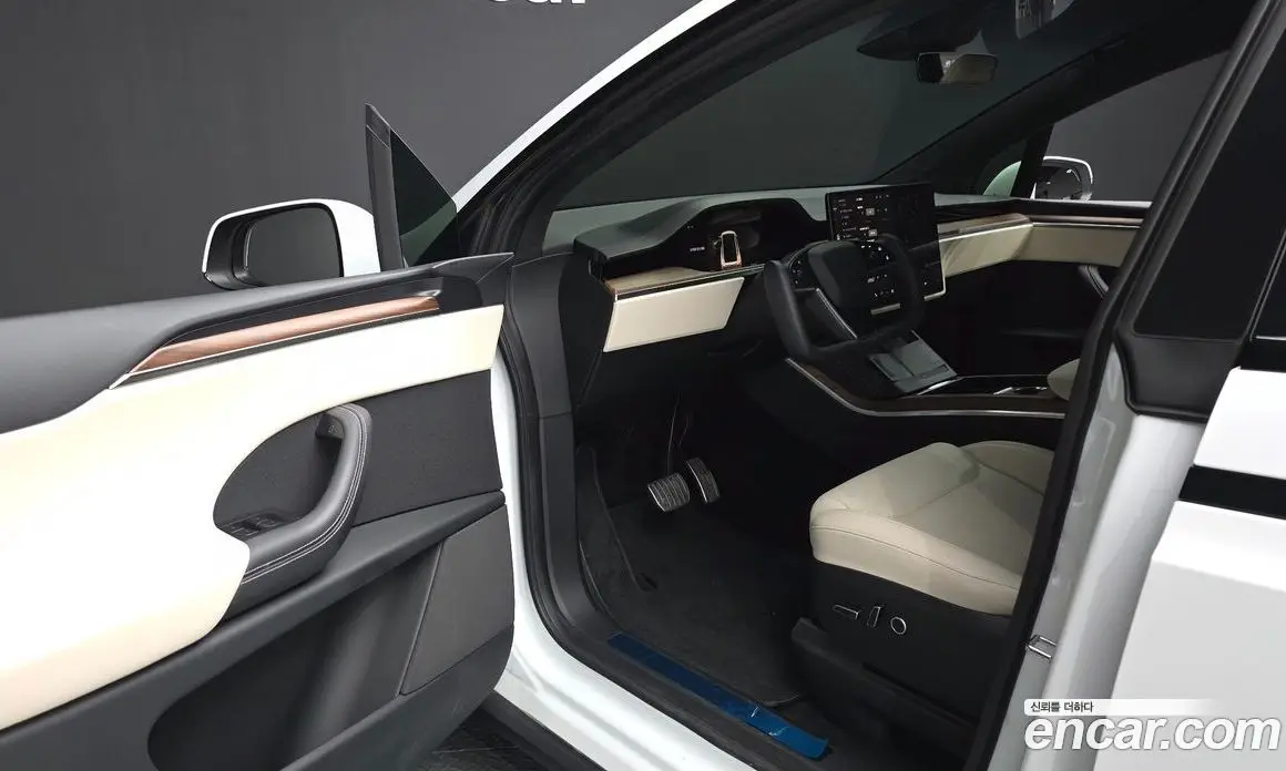 Tesla Model X 2023 0.3 автомат (гидро), фото 13 Tesla Model X 2023 0.3 автомат (гидро), фото 13