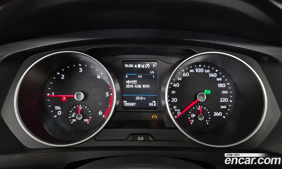 Volkswagen Tiguan 2018 2.0 автомат (гидро), фото 11 Volkswagen Tiguan 2018 2.0 автомат (гидро), фото 11