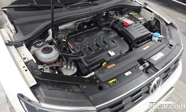 Volkswagen Tiguan 2018 2.0 автомат (гидро), миниатюра 6 Volkswagen Tiguan 2018 2.0 автомат (гидро), миниатюра 6