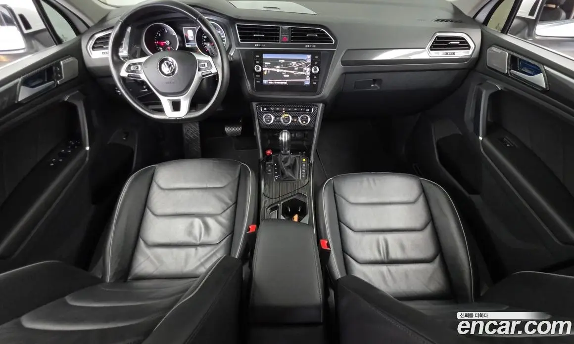 Volkswagen Tiguan 2018 2.0 автомат (гидро), фото 10 Volkswagen Tiguan 2018 2.0 автомат (гидро), фото 10