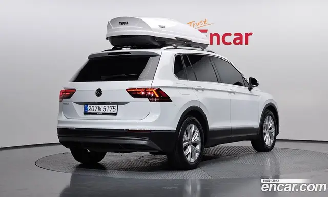 Volkswagen Tiguan 2020 2.0 автомат (гидро), миниатюра 2