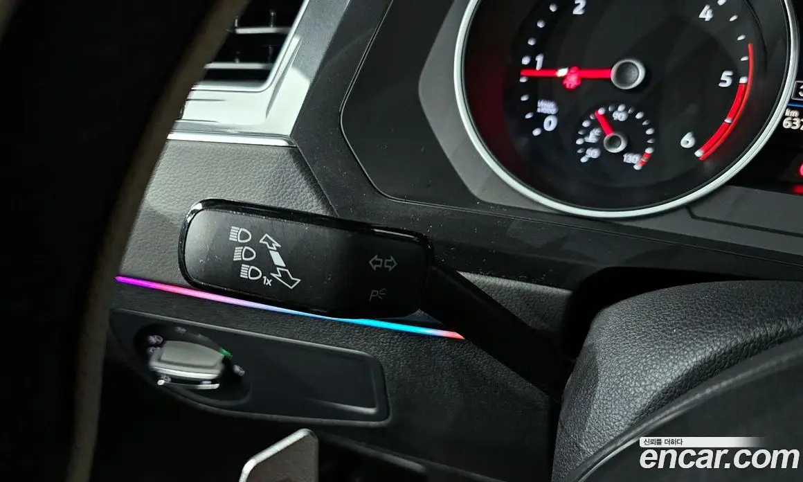 Volkswagen Tiguan 2020 2.0 автомат (гидро), фото 19