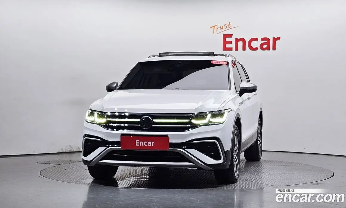 Volkswagen Tiguan 2024 2.0 автомат (гидро), фото 2 Volkswagen Tiguan 2024 2.0 автомат (гидро), фото 2