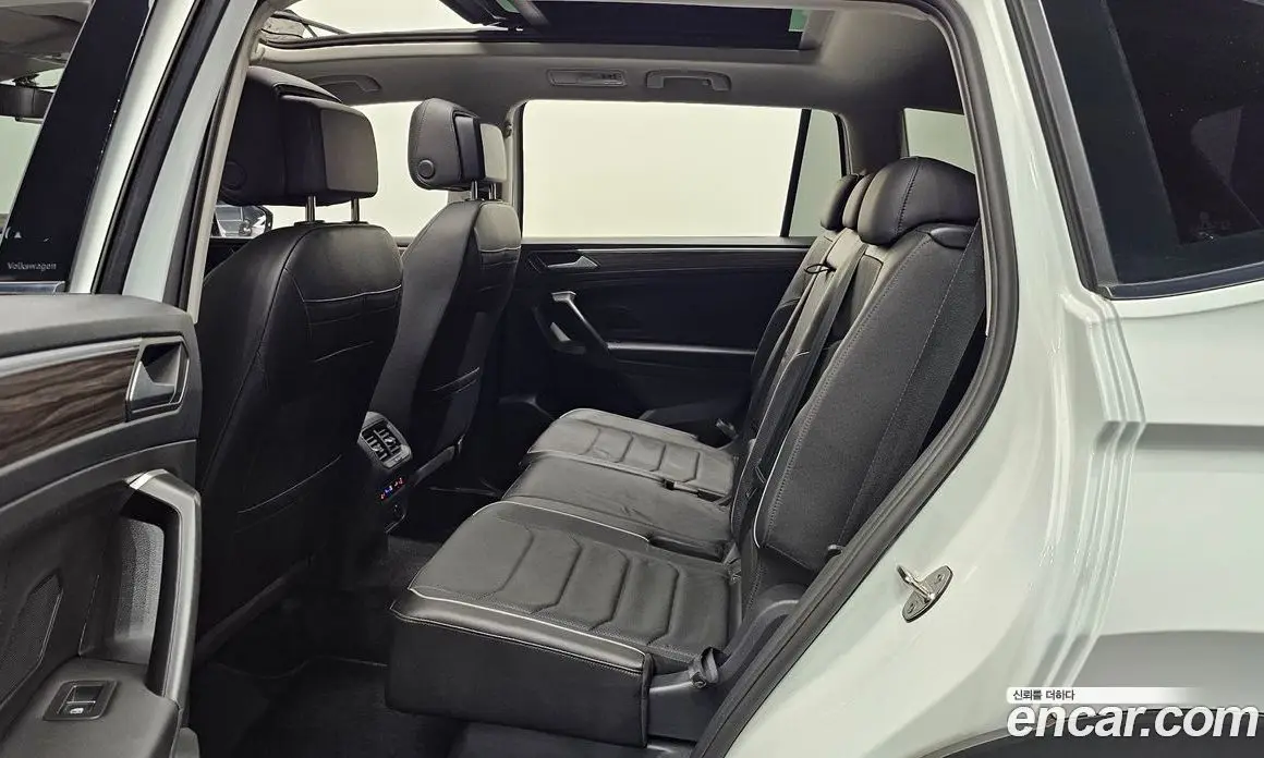 Volkswagen Tiguan 2024 2.0 автомат (гидро), фото 17 Volkswagen Tiguan 2024 2.0 автомат (гидро), фото 17