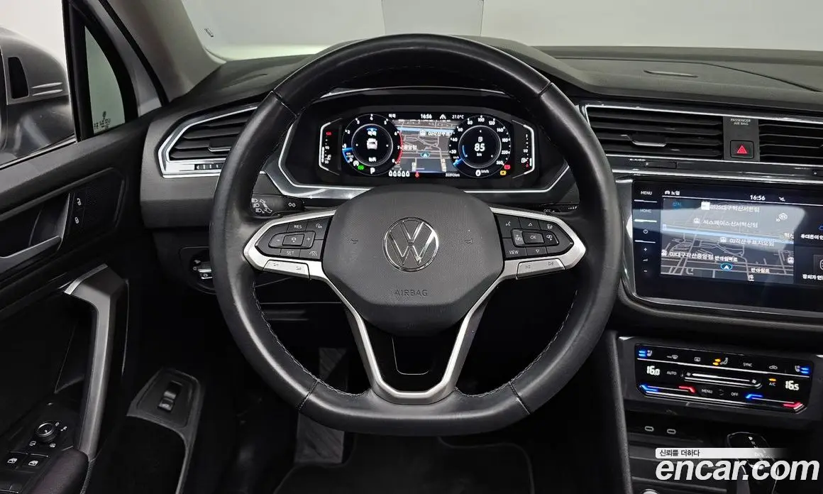 Volkswagen Tiguan 2024 2.0 автомат (гидро), фото 18 Volkswagen Tiguan 2024 2.0 автомат (гидро), фото 18