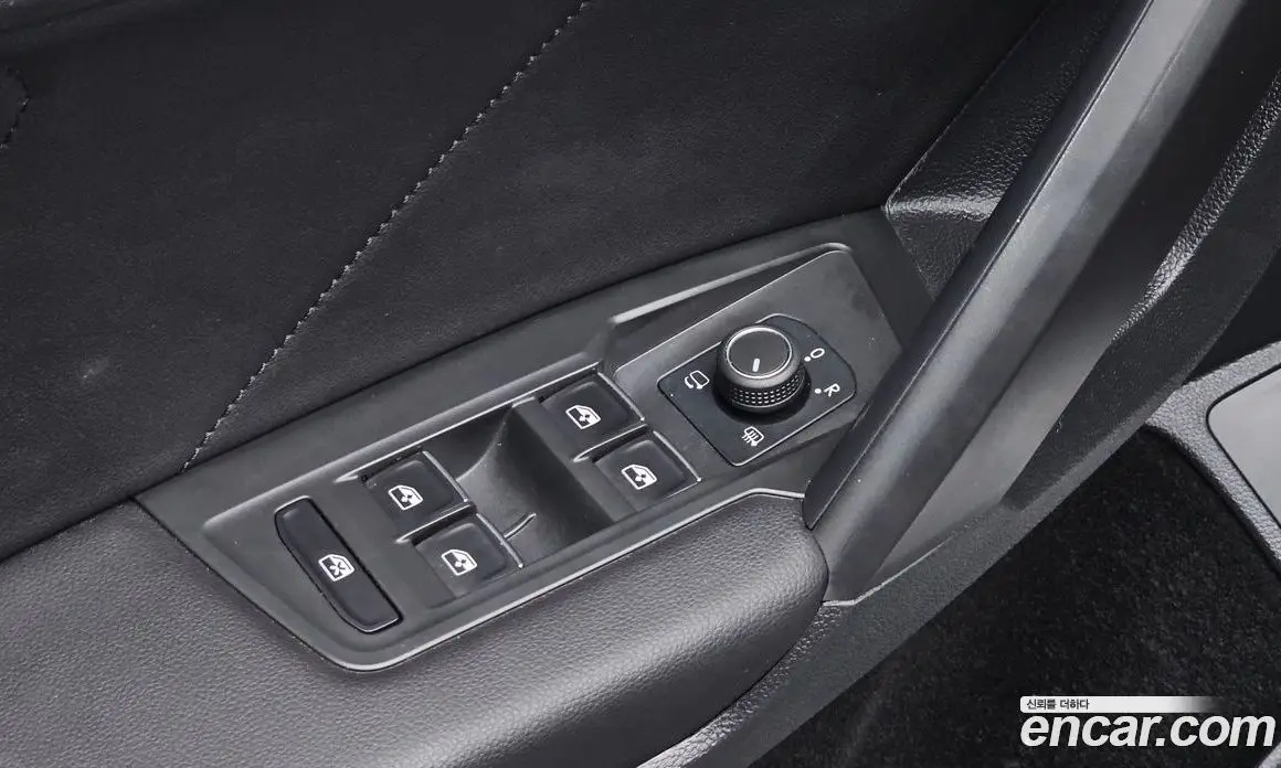 Volkswagen Tiguan 2024 2.0 автомат (гидро), фото 25 Volkswagen Tiguan 2024 2.0 автомат (гидро), фото 25